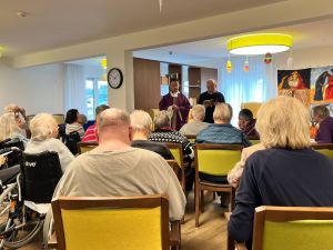 SON besucht Ostern HaW 1.jpg