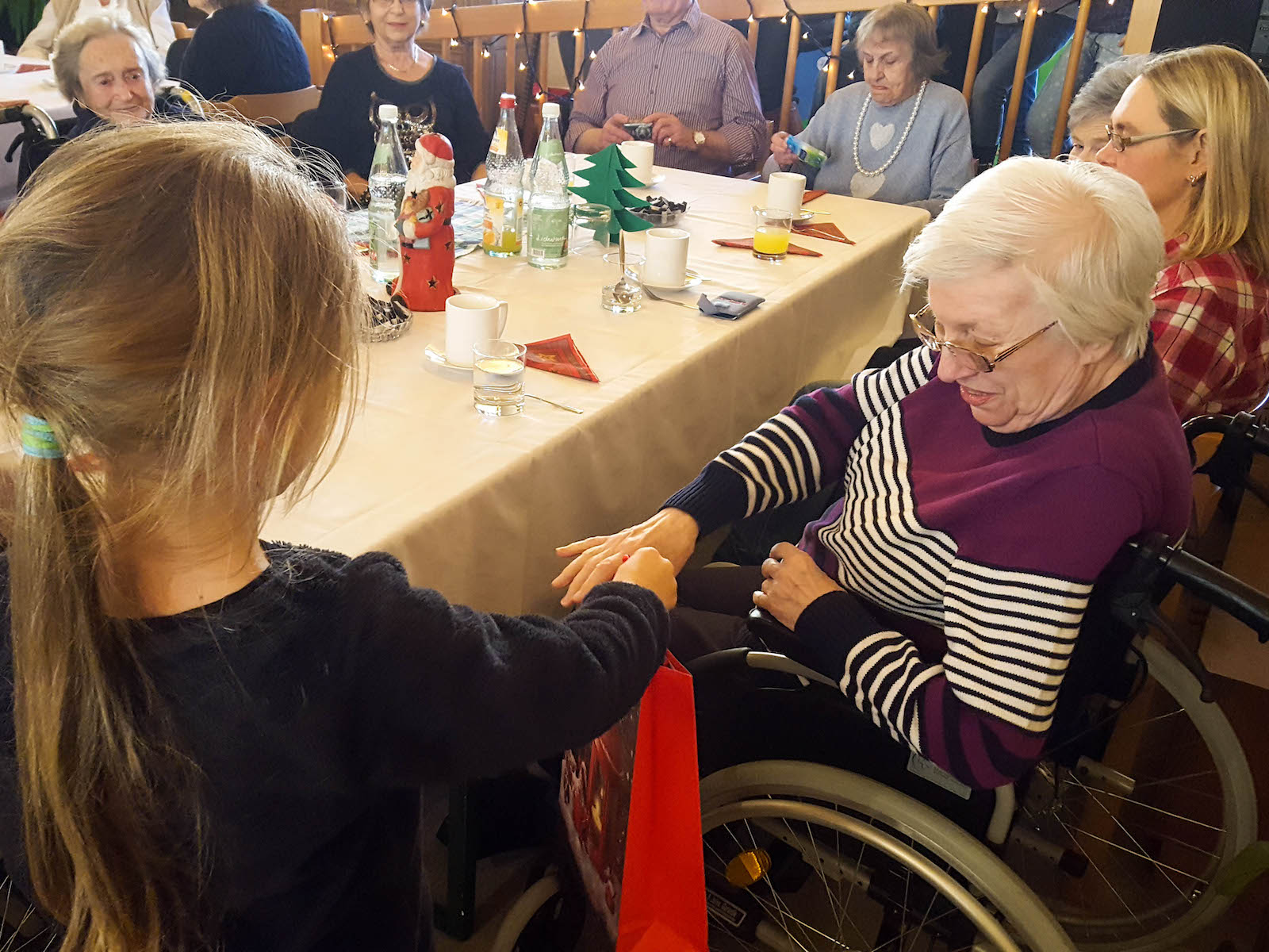 20161205 Weihnachten Elisabeth 4.jpg